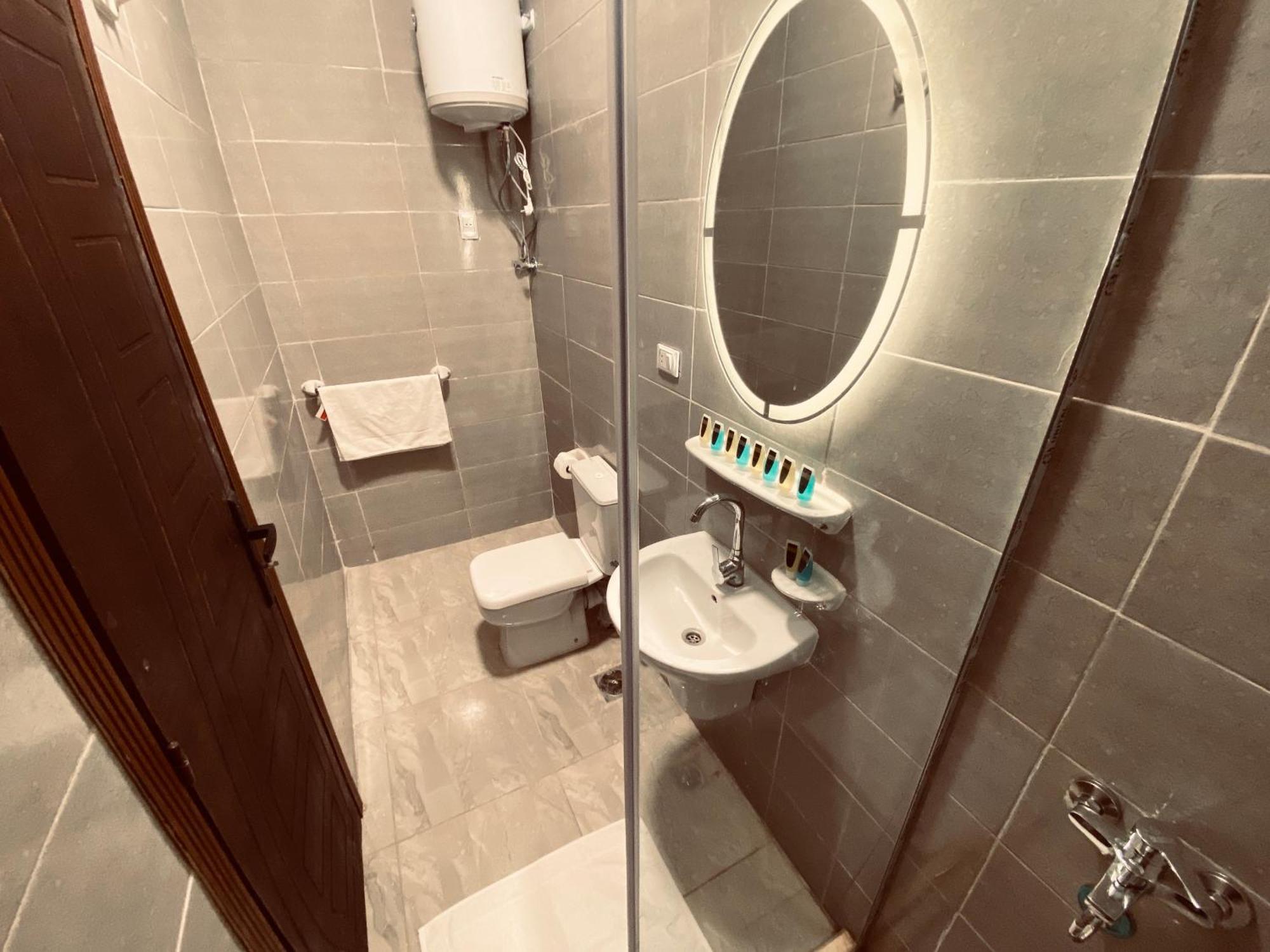 Global Pyramids View Inn Kafrat al Jabal Екстер'єр фото